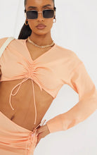 Charger l&#39;image dans la galerie, Top crop laranja Malika H new look
