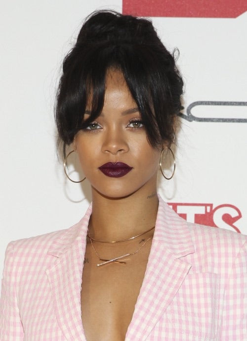 Batom Rihanna Mac Cosmetics Sin look