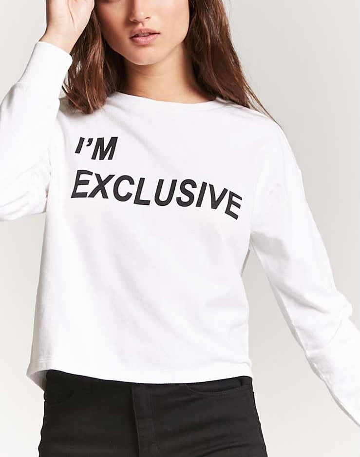 Blusa branca I m Exclusive mangas compridas