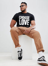 Load image into Gallery viewer, T-shirt preto homem Choose Love
