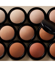 Load image into Gallery viewer, Base em pó - Skinfinish Natural Mac Cosmetics
