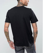 Cargar imagen en el visor de la galería, T-shirt preto homem Choose Love
