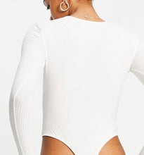 Cargar imagen en el visor de la galería, Bodysuit branco mangas compridas New
