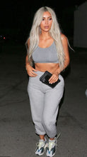 Load image into Gallery viewer, Calças jogger Kim K cinzento look new
